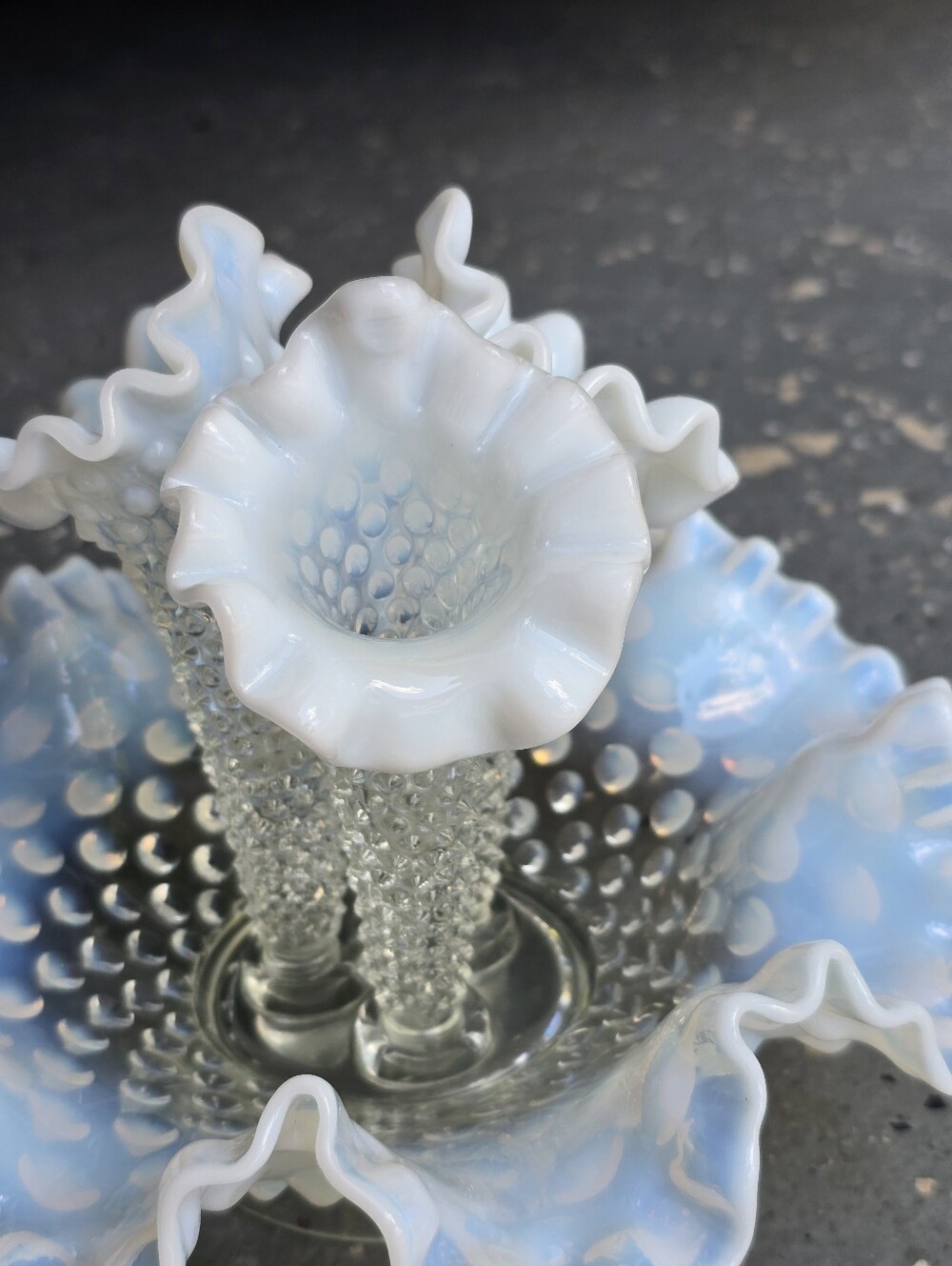 ANTIQUE USA FENTON FRENCH WHITE HOBNAIL OPALESCENT ART GLASS FLOWER VASE EPERGNE - Picture 4 of 9